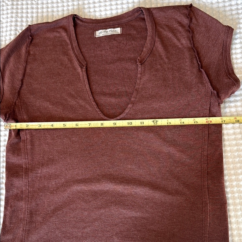 We The Free Women's Size Large Brown T-Shirt - Picture 5 of 14